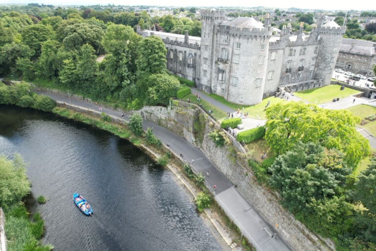 Kilkenny boat trip on River Nore at Kilkenny Castle